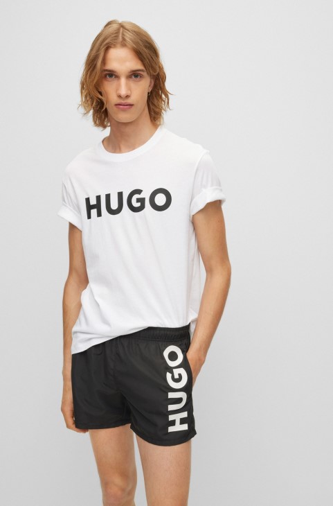 κανονική μπλούζα από βαμβακερό ζέρσεϊ Hugo Boss με λευκό λογότυπο αντίθεσης