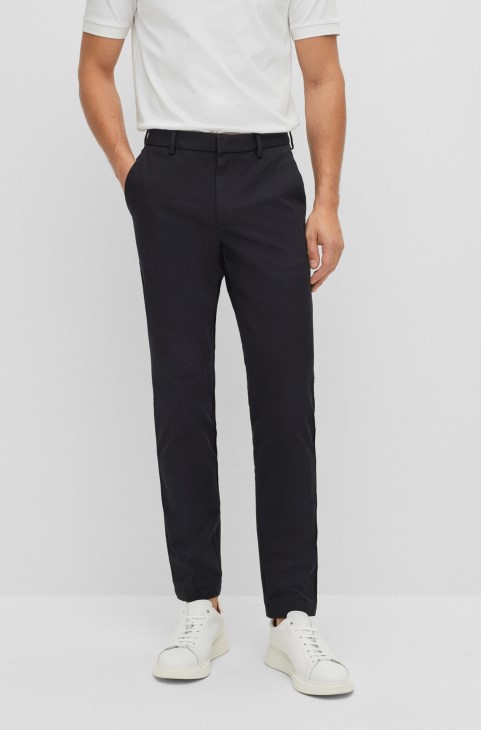 παντελόνι Hugo Boss Slim-fit με μπροστινές πιέτες σε βαμβακερό μαύρο μείγμα